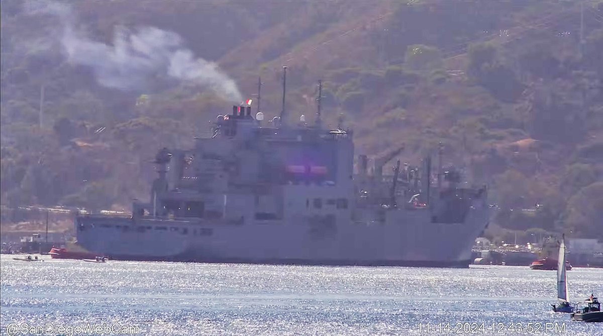 WarshipCam's tweet photo. USNS Washington Chambers (T-AKE-11) Lewis and Clark-class dry cargo ship coming into San Diego - November 14, 2024 #usnswashingtonchambers #take11
SRC: YT- SanDiegoWebCam https://t.co/gfTzrqogQO