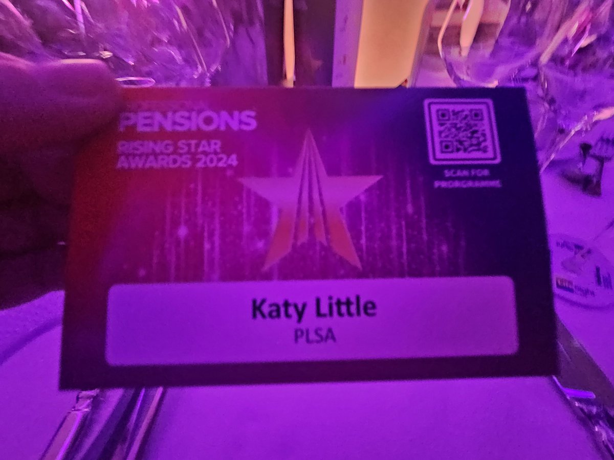 A wonderful night to celebrate all the fantastic women in pensions.#WomenInPensions Apprently the Chancellor also has some rival gig going on too.