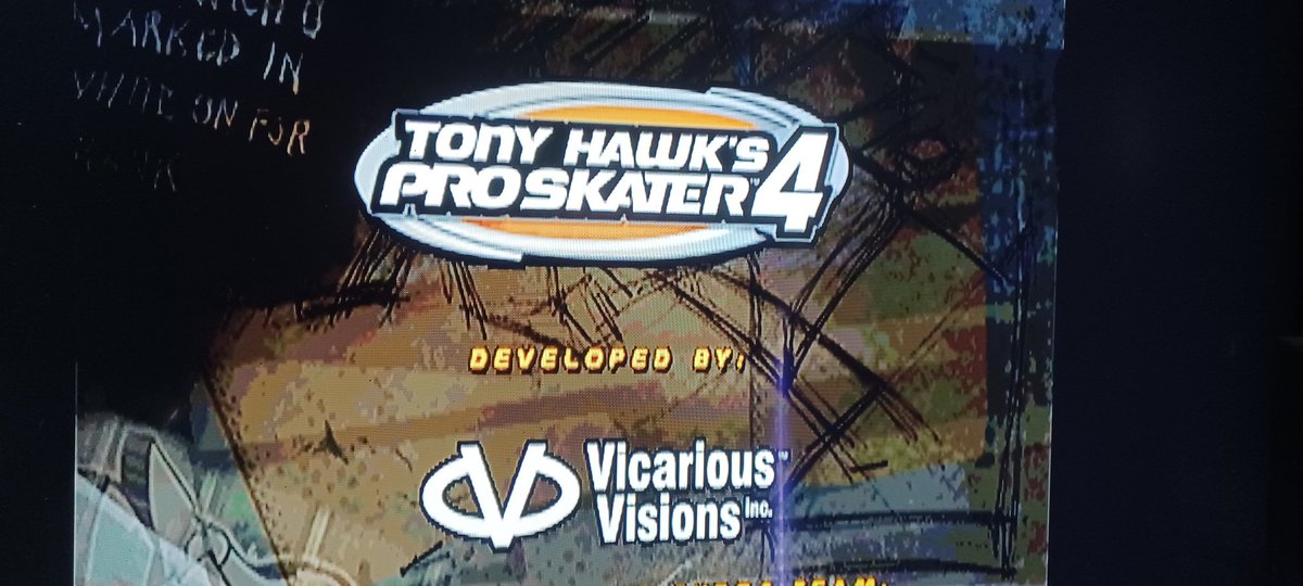 4realfan tweet media