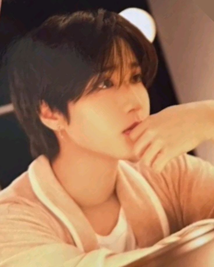 gendersung's tweet photo. IS THIS REAL?:?!:?:?? https://t.co/o9eNKwwMgX