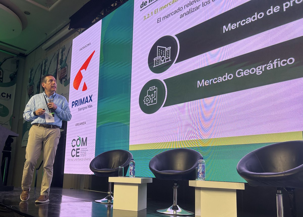 En el Congreso de <a href="/ComceColombia/">COMCE</a>, Juan Pablo Herrera, Decano de Economía de la <a href="/UExternado/">U.Externado</a>, lidera la conferencia “La competencia en el sector de distribución minorista de combustibles”. Reflexión clave sobre los desafíos y oportunidades del sector energético en 🇨🇴.