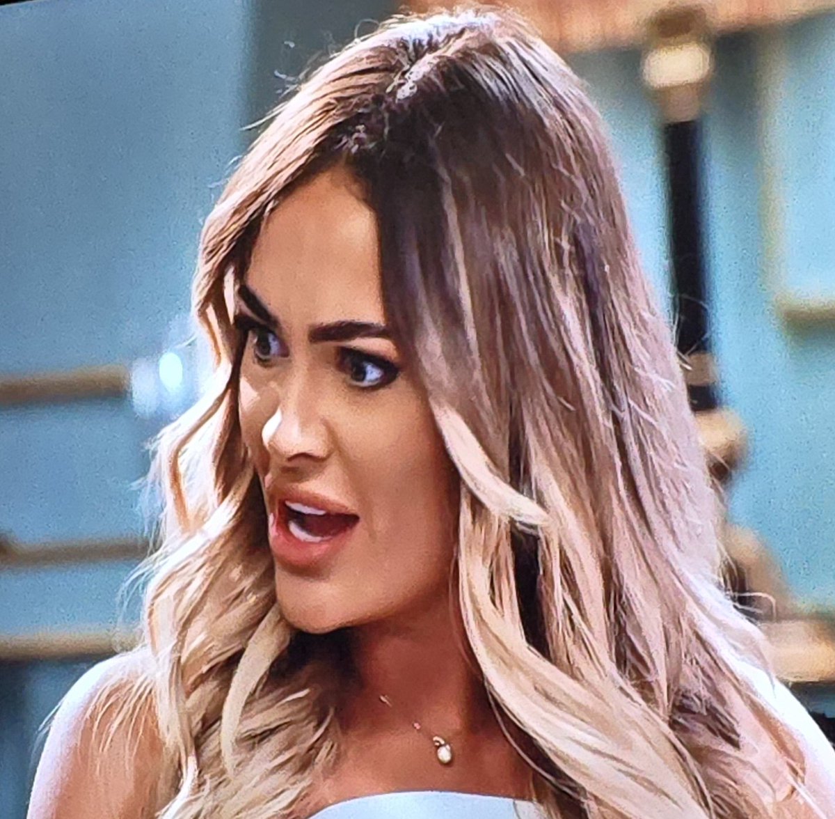 Amy saying Luke gave her confidence.
You what?

#MAFSUK