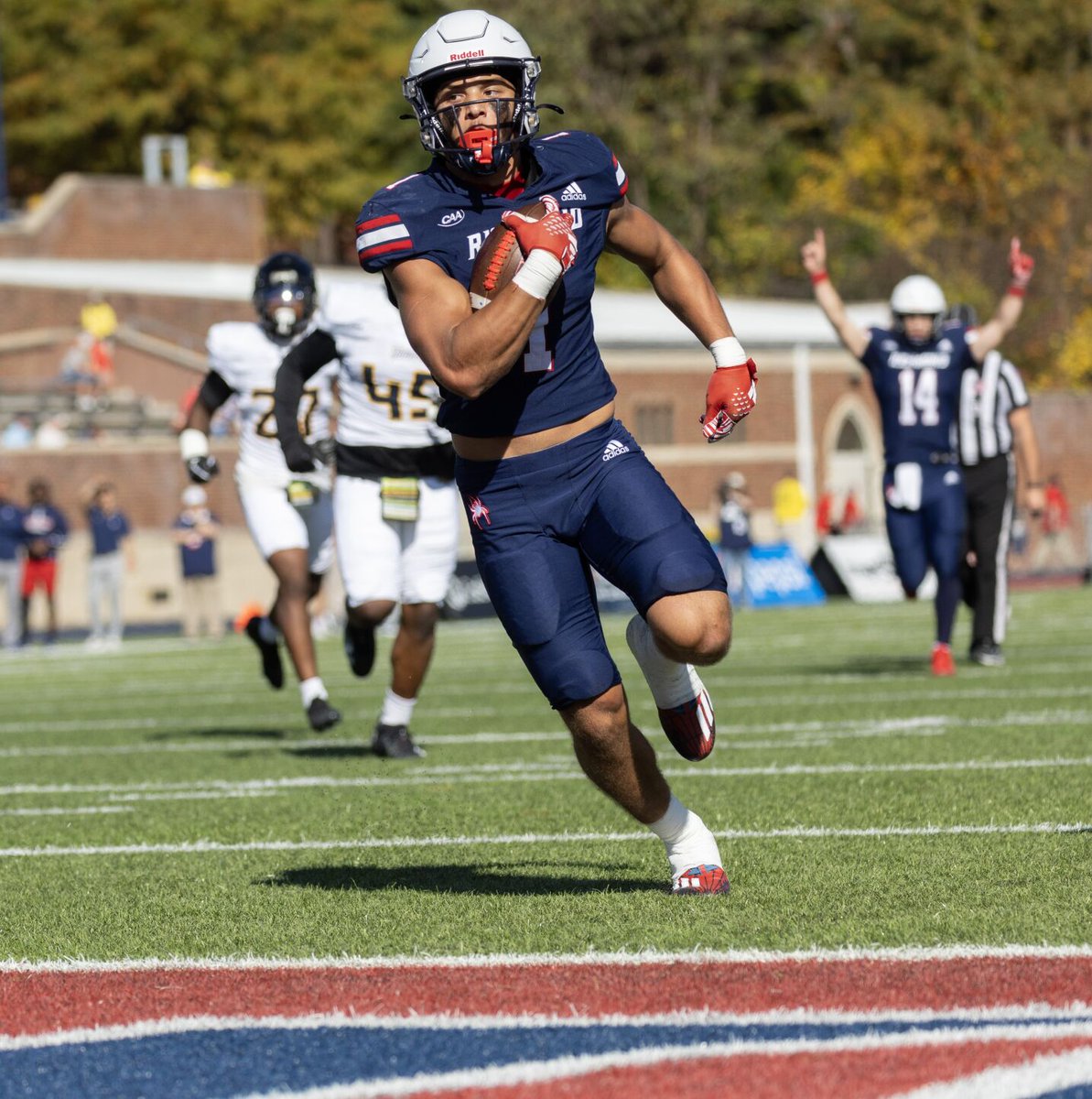 C'ville Varsity tweet media