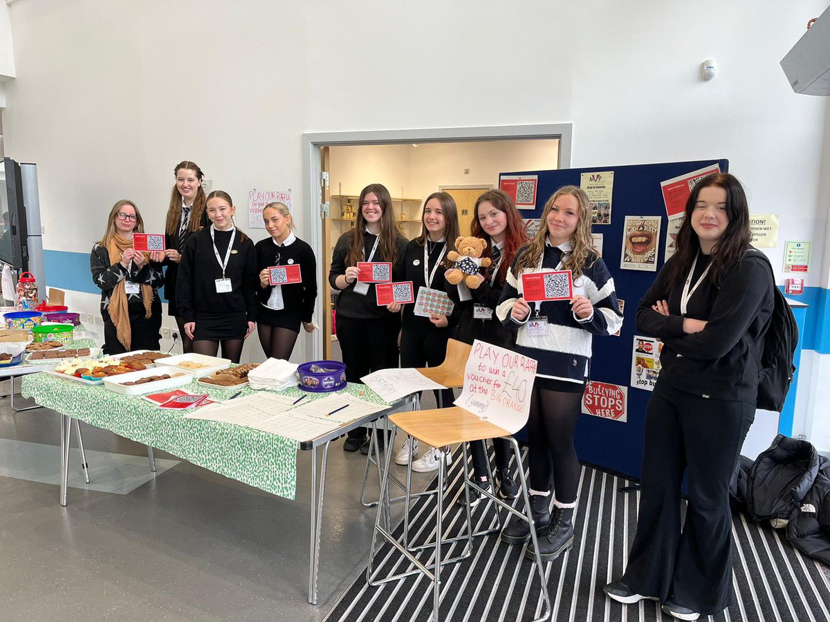 Lizzy Toon tweet media