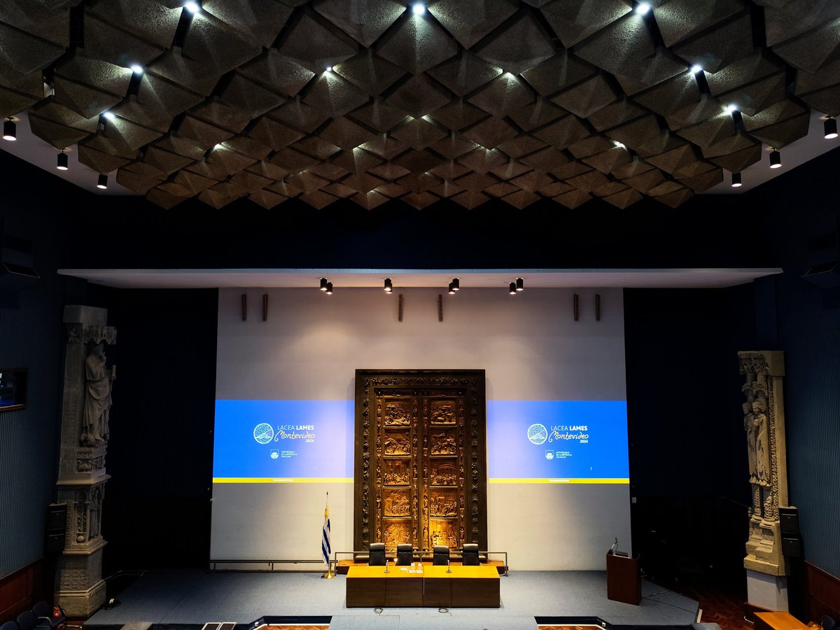 The last keynote lecture of the first day at <a href="/Lacea_lames2024/">Lacea Lames 2024</a> is about to begin. Excited to be here and grateful to <a href="/RIDGE_uy/">RIDGE</a> for the opportunity!