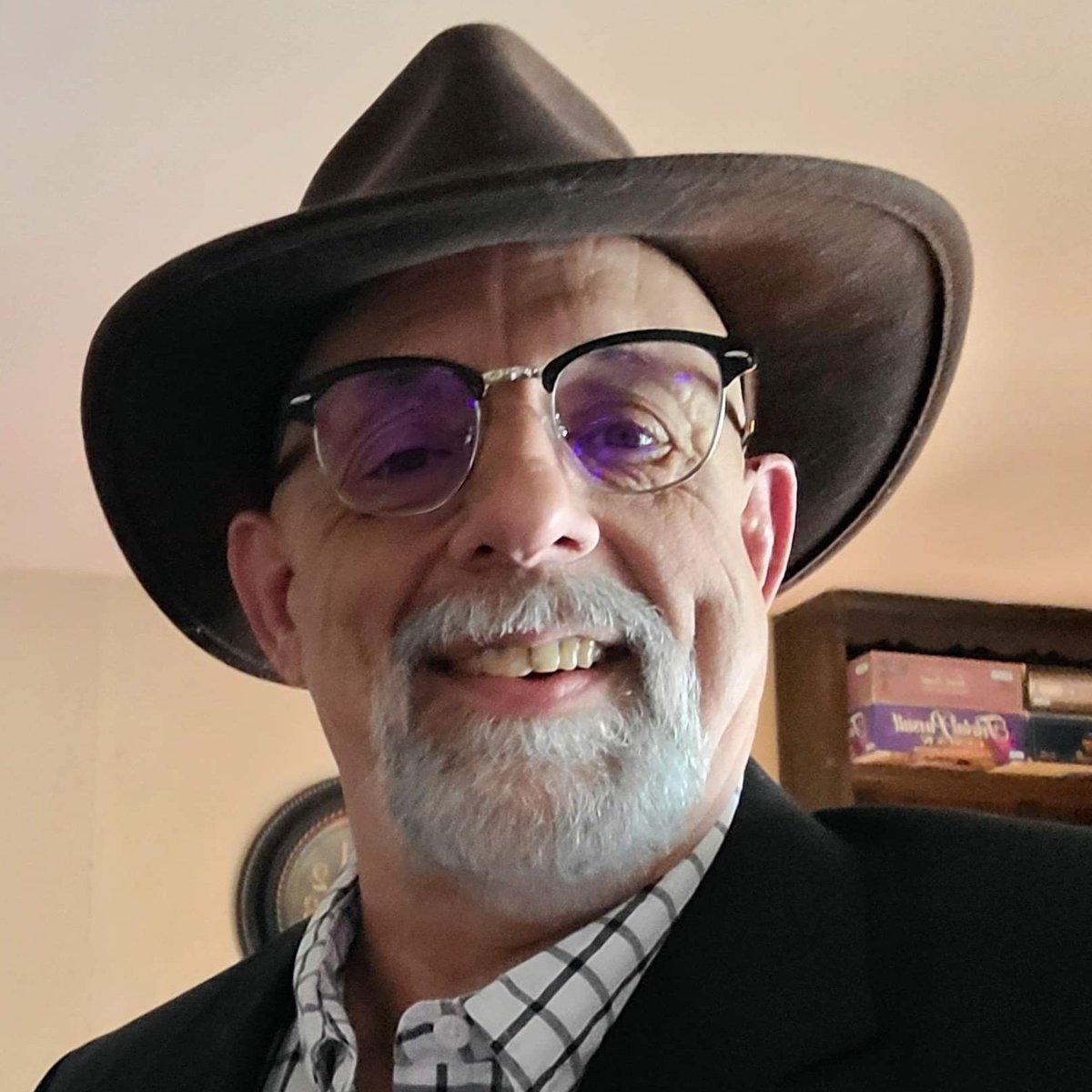 JBarkacs's tweet photo. #NewProfilePic https://t.co/2BjLEYcTt3