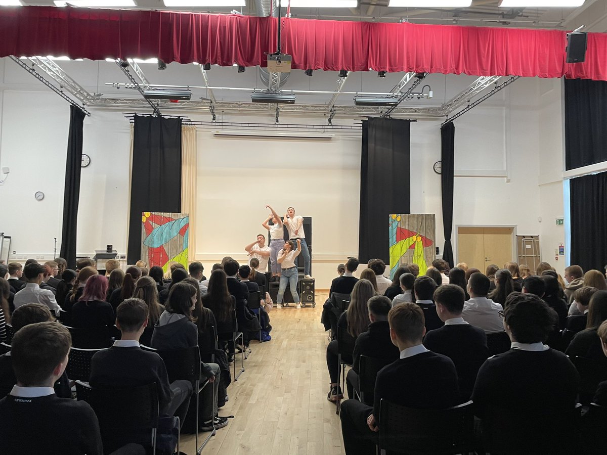 Lizzy Toon tweet media