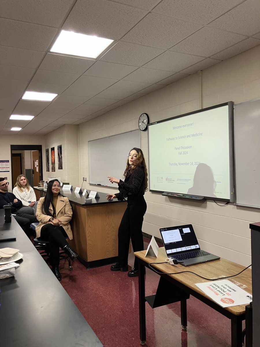 Thrilled to share that our outreach committee along with MGH PDA and MGH CDI hosted a panel for Bunker Hill Community college students! 
Our panelists—from different stages of their science journeys—shared stories, insights, and advice about navigating their careers in research.