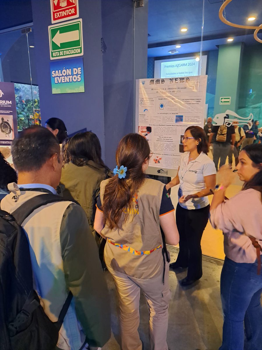 ADEMM_2019's tweet photo. ADEMM presente en el programa de capacitación de la AAZK del XLII congreso AZCARM con el tema " Bienestar animal de mamíferos marinos bajo cuidado profesional " impartido por la MVZ Renée Arreola. Felicidades! https://t.co/zwlCm5rgDP