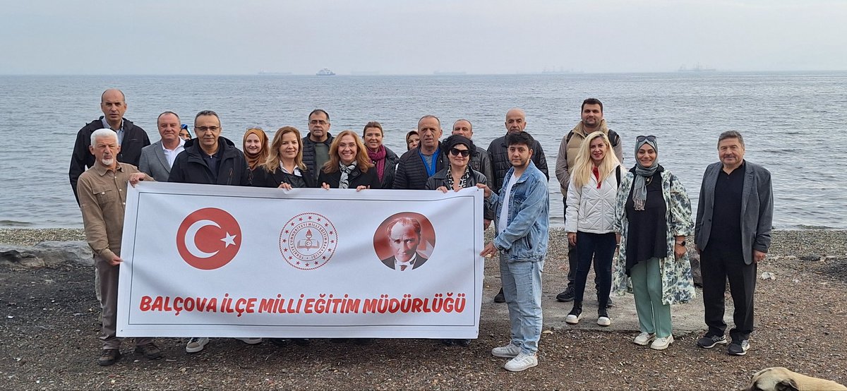 BalcovaMEM's tweet photo. 24Kasım Öğretmenler günü kutlamaları kapsamında Balçova Kent Ormanında doğada  yürüyüş ve kahvaltı etkinliği, Kaymakamımız  Mahmut Halal'ın katılımıyla gerçekleştirildi.

@tcmeb @izmirilmem 
@ibrahimdogru14 https://t.co/lmrwwGUYnv