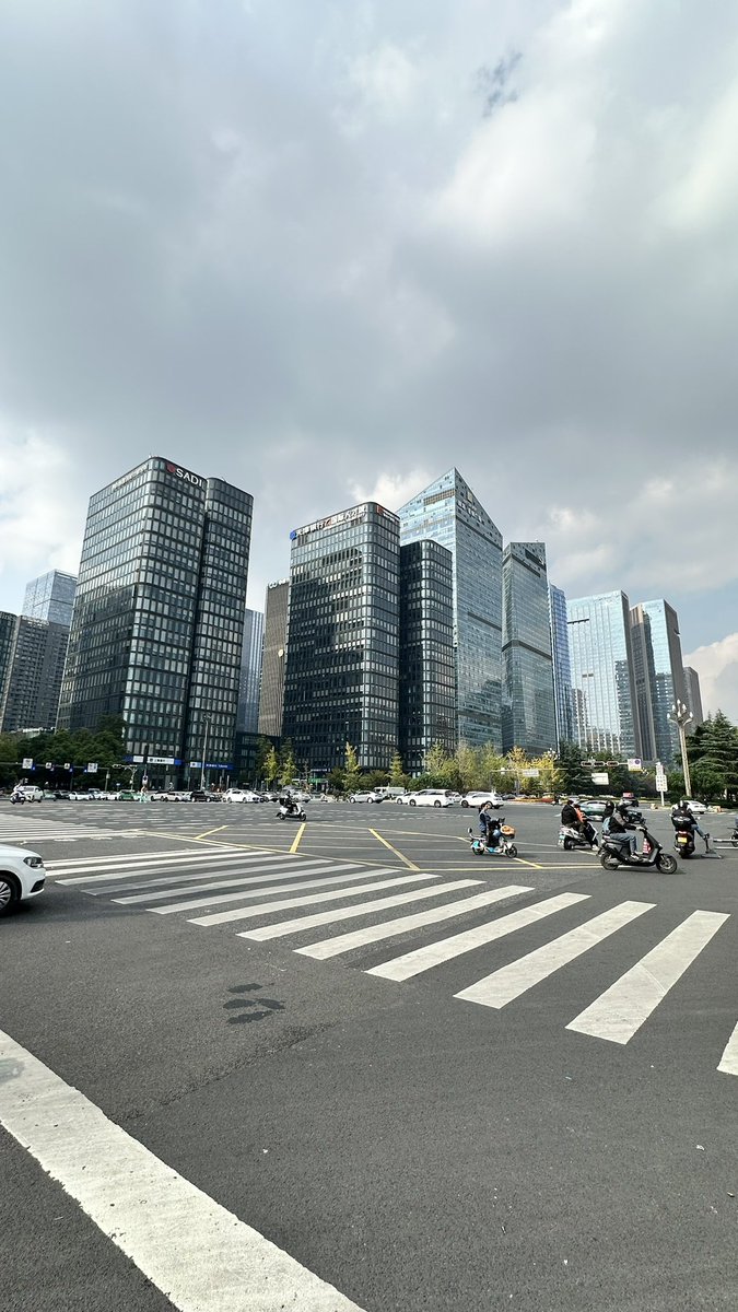 francomc's tweet image. Jet lag kicking my a$$ after 10 Days in China…..