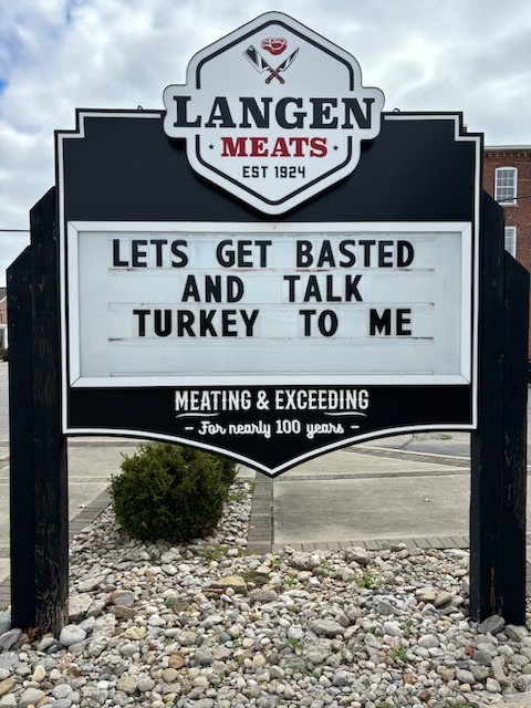 LangenMeatsIN's tweet image. Don't Forget Your Thanksgiving Turkeys & Hams! 🦃🍖
Stop by Langen Meats to pre-order your fresh, premium holiday centerpieces. Our expert butchers ensure every cut is perfect for a delicious Thanksgiving feast!