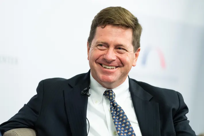 🚨BREAKING $NEWS: TRUMP PICKS FORMER SEC CHAIRMAN JAY CLAYTON AS NEW SEC CHAIRMAN