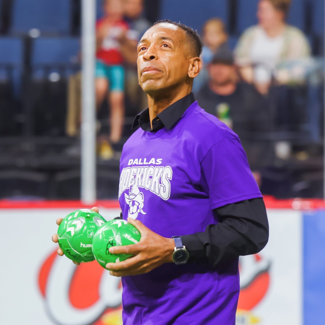 gosidekicks's tweet photo. Purple is a nice color, don't ya think? 😉😉

#SidekicksRising https://t.co/TFouYCf4Le