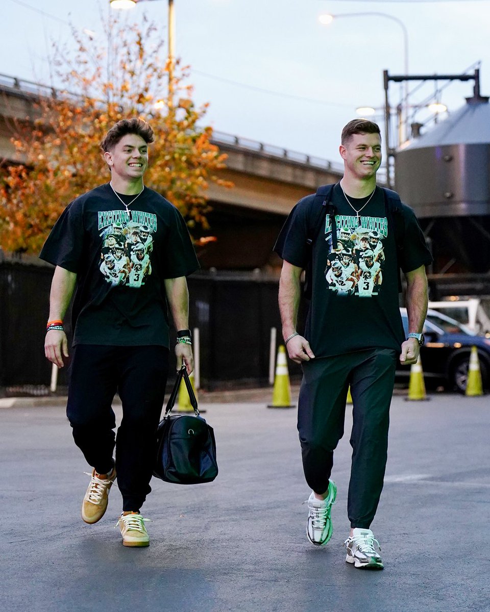 Eagles's tweet photo. Coop &amp; Reed have arrived. How exciting! 😏 https://t.co/Hv42cUMqUQ