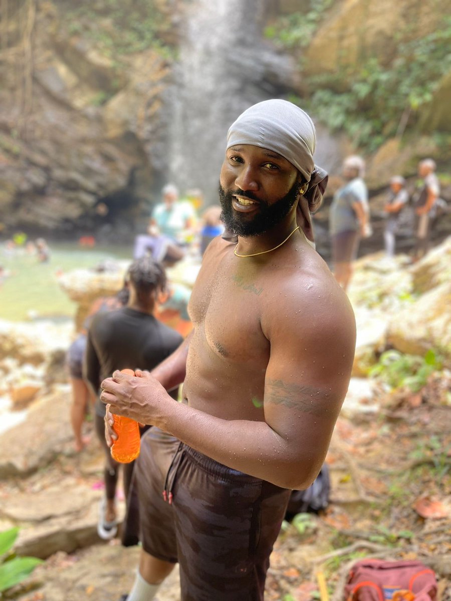 negus0105's tweet image. 