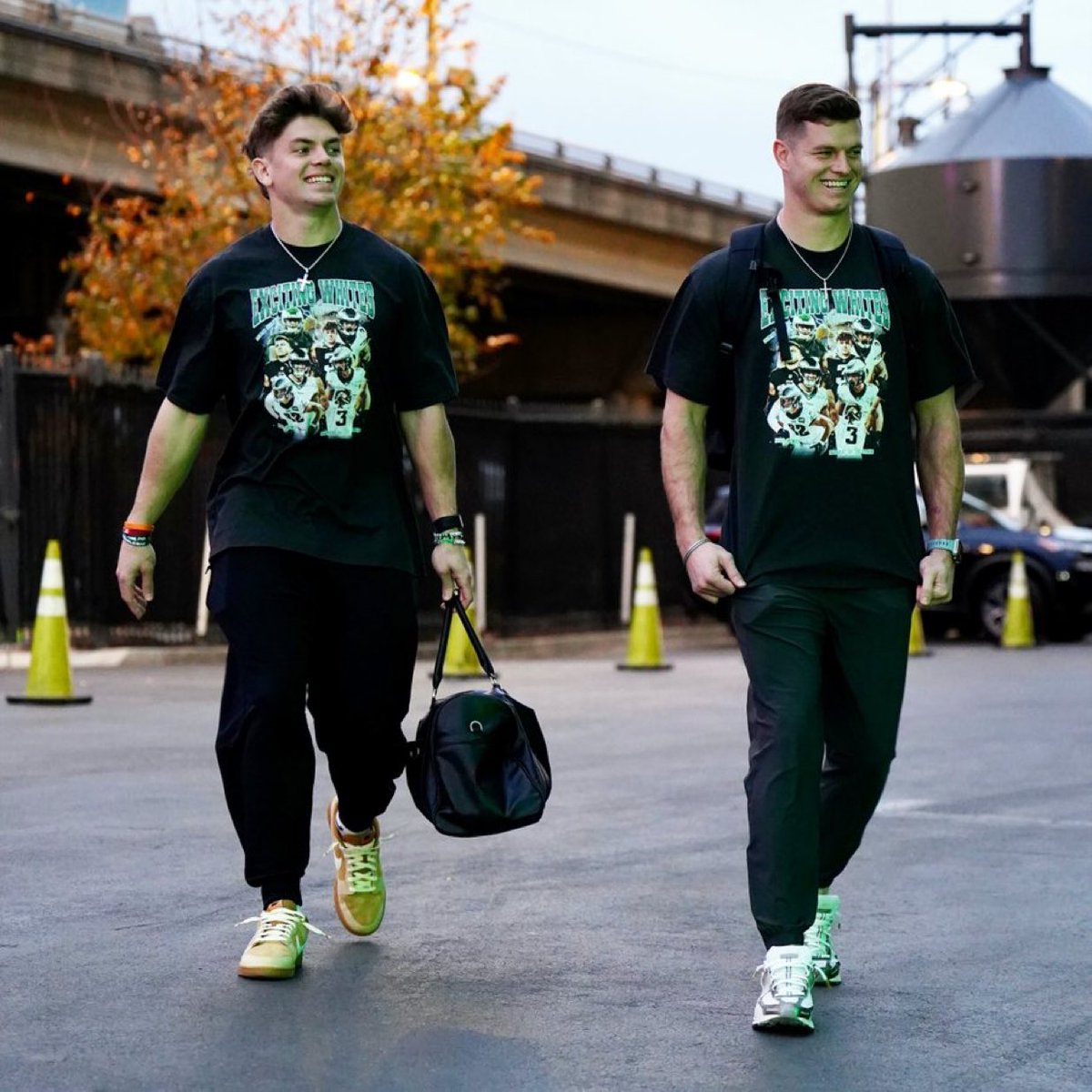 MLFootball's tweet photo. NO WAY… #Eagles standouts Cooper DeJean and Reed Blankenship WEARING EXCITING WHITES MATCHING SHIRTS. 

💀💀💀

(Via NFL) https://t.co/0Bo21m5U1E