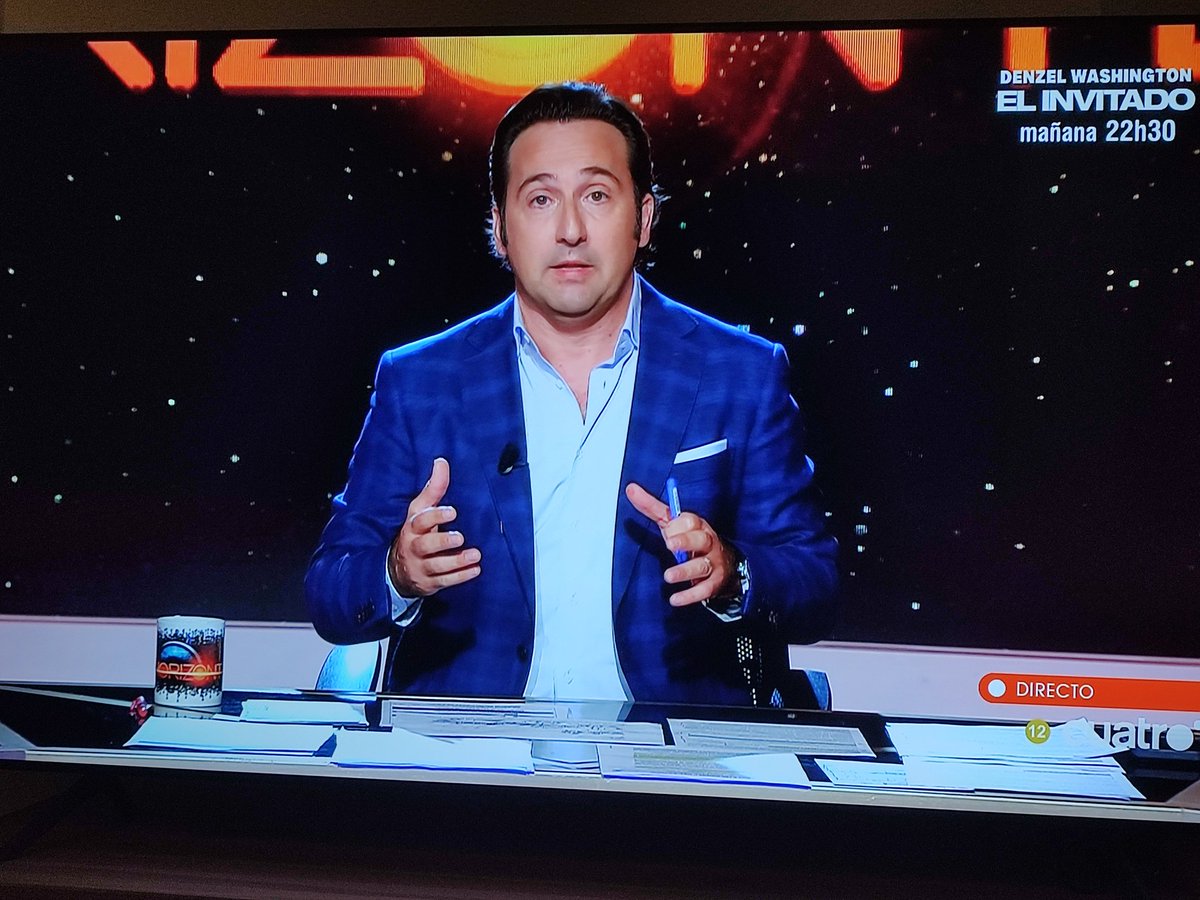 chicasconvox's tweet photo. Cuatro años sin ver TV y hoy otra vez @navedelmisterio hizo la magia!💖 
#Horizonte https://t.co/3J8ghP5I23