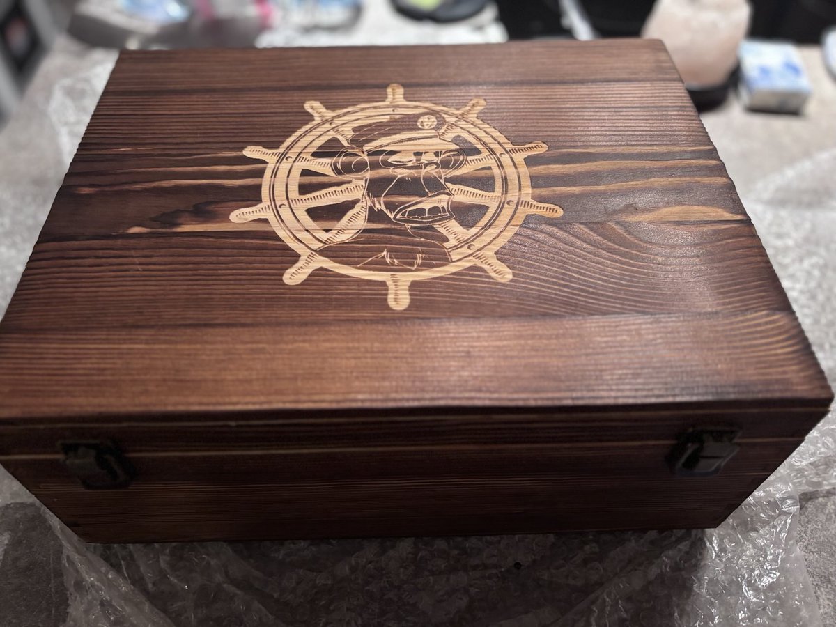 My Christmas’s gift as arrive, wait until the opening day will be long. Thanks ⁦<a href="/ApeSpirits/">TwistedApe.eth</a>⁩ Join the club ApeSpirits.xyz