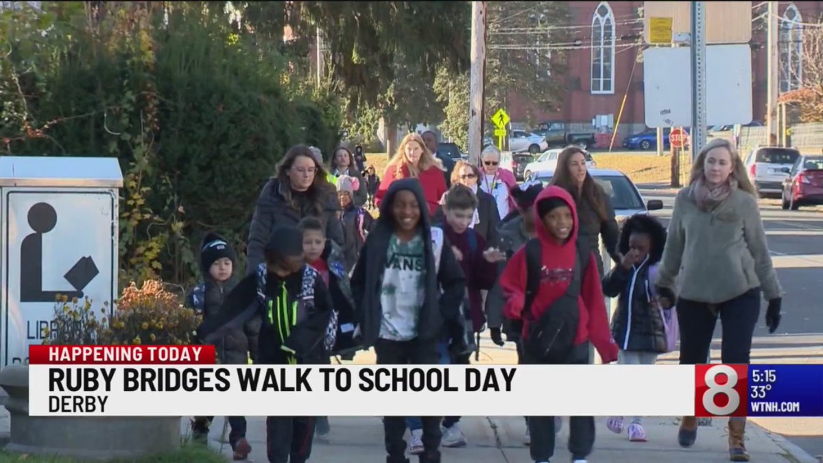 A school in Derby honored a civil rights icon Thursday. At the same time, it encouraged kids to get to school safely, for them and the environment. trib.al/QLaxfXD