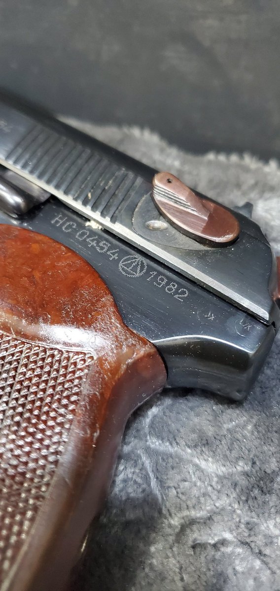 مكروف حكومي مجدد مطبوع 82 بسعر مناسب 4الف سعودي فقط
للتوصل . 778070273
صنعاء 
لاتنسى  مشاااركه
اعجااااب+عاده تغريده