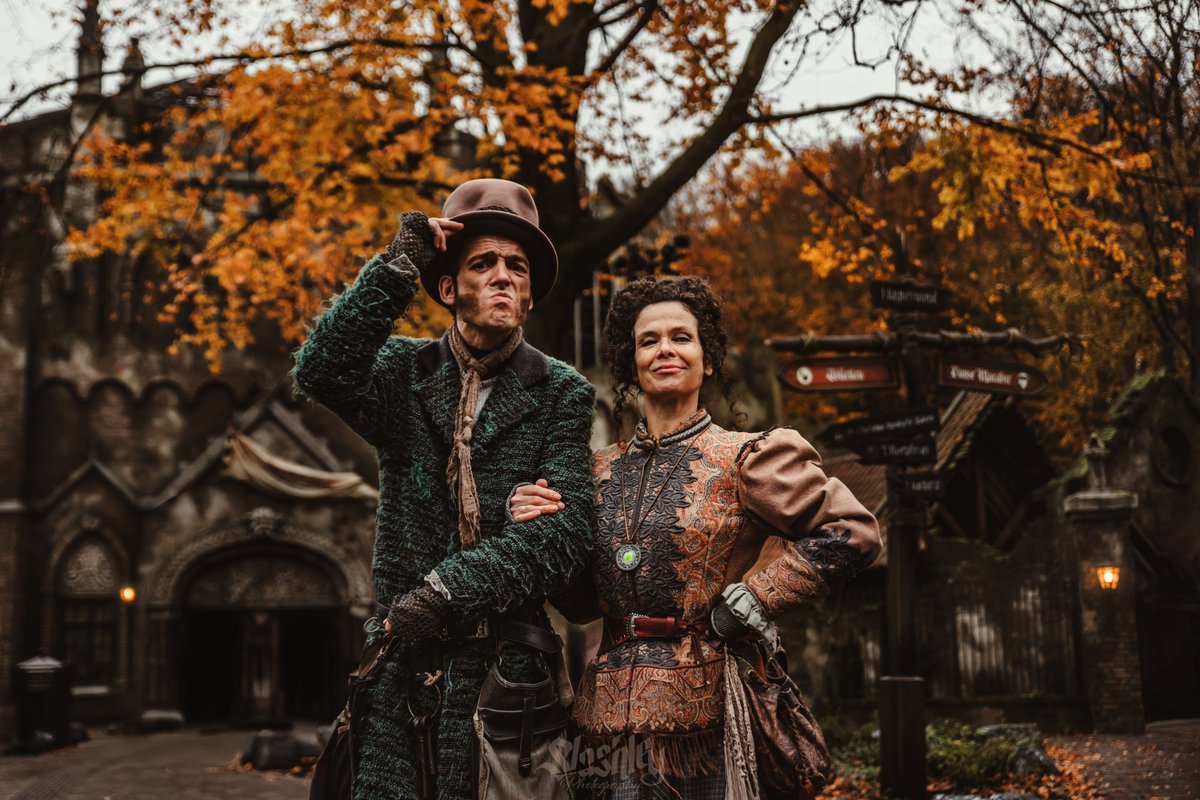 Welkom in het Huyverwoud! 🐈‍⬛🎻

#DanseMacabre #Charlatan #Efteling