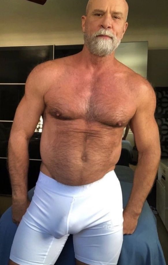 BulgesNBoys (@bulgesnboys) on Twitter photo 