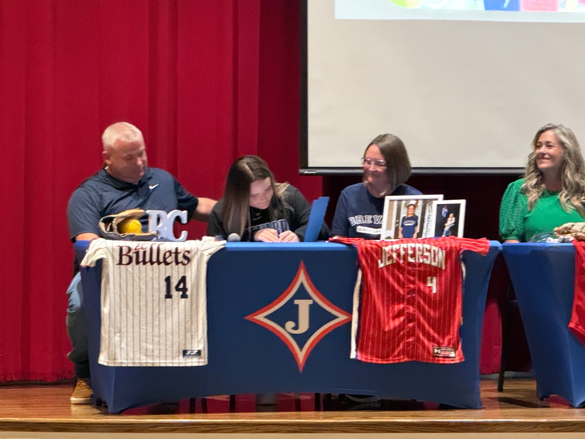 Victoria tweet media