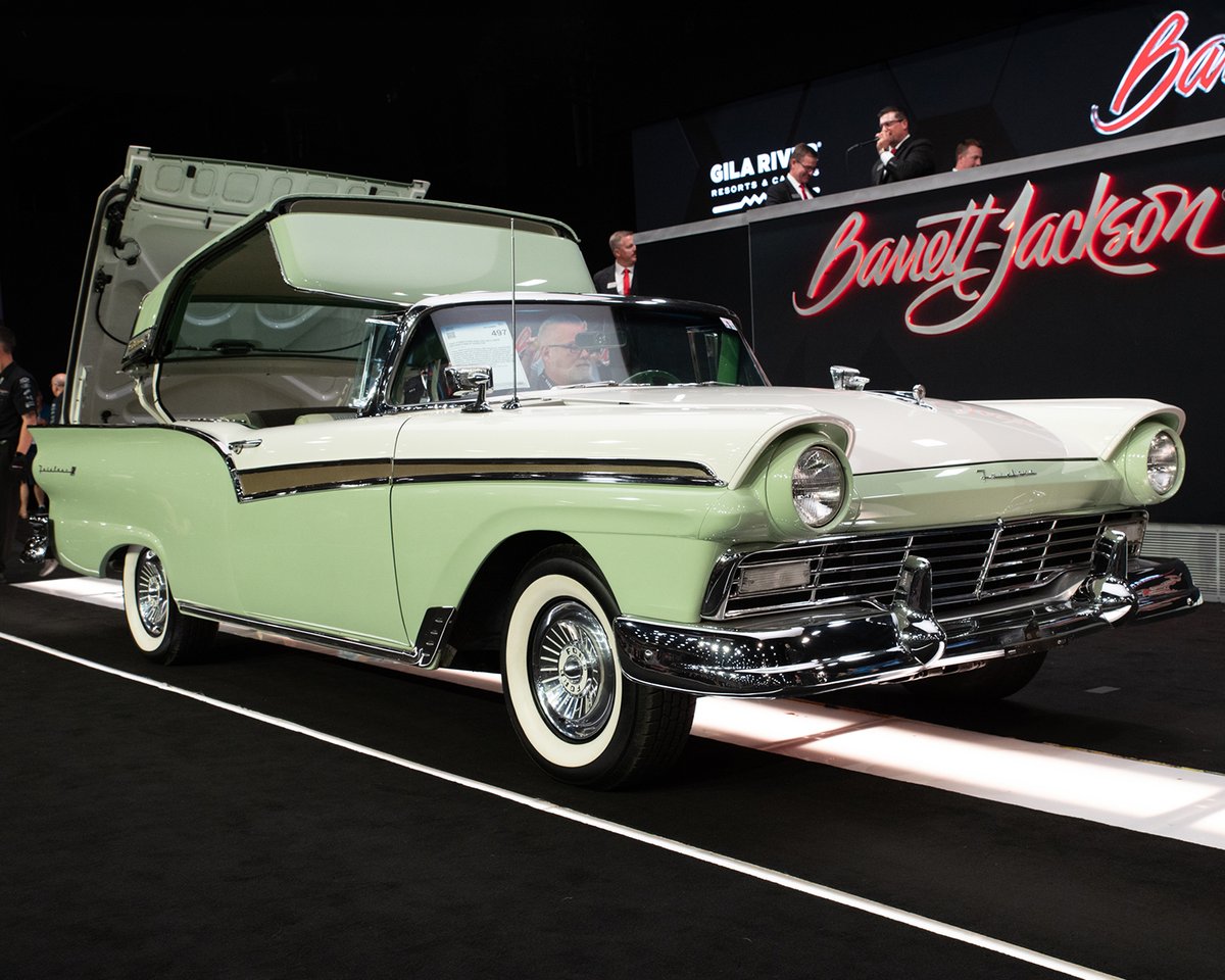 Barrett_Jackson's tweet photo. This 1957 @Ford #Fairlane 500 #Skyliner has classic style with a twist! This beauty features a retractable #hardtop, a powerful #Yblock engine with an automatic transmission, power steering, fresh #chrome and a brand-new interior.
Learn more: https://t.co/l7q2TNKR03 https://t.co/JAdGjtQUwX