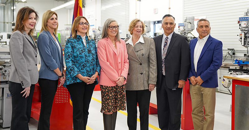 MCCCDChancellor's tweet photo. Great morning joining @GovernorHobbs, @SandraWatsonAZ, @MCCCD Governing Board President @BitterSmith, @azcommerce, industry partners, faculty, and staff for the launch of our semiconductor-focused #Future48 Workforce Accelerator at @gatewayaz.