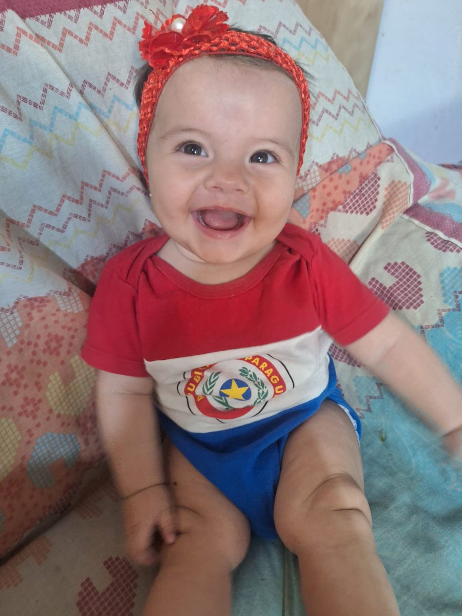 DGuada096's tweet photo. #Albirroja mi hija, la cábala de la selección 🥰🥰🥰 https://t.co/0tluPbT9Ex