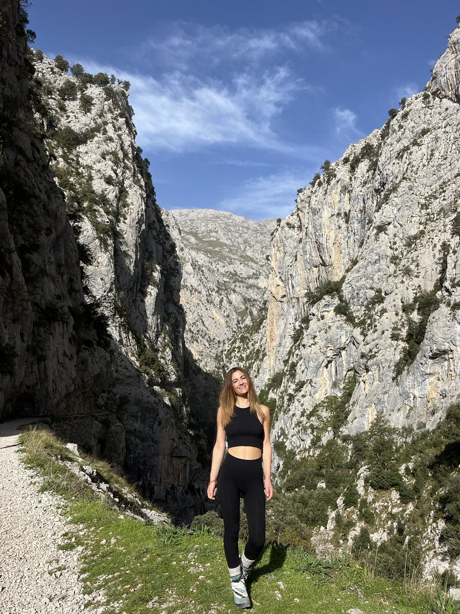Ruta del Cares 🏔️☀️❤️
#asturias #leonesp #rutadelcares