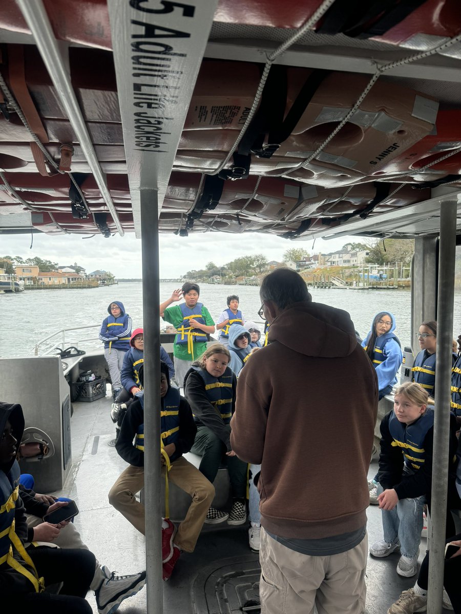 Lori Wilson tweet media