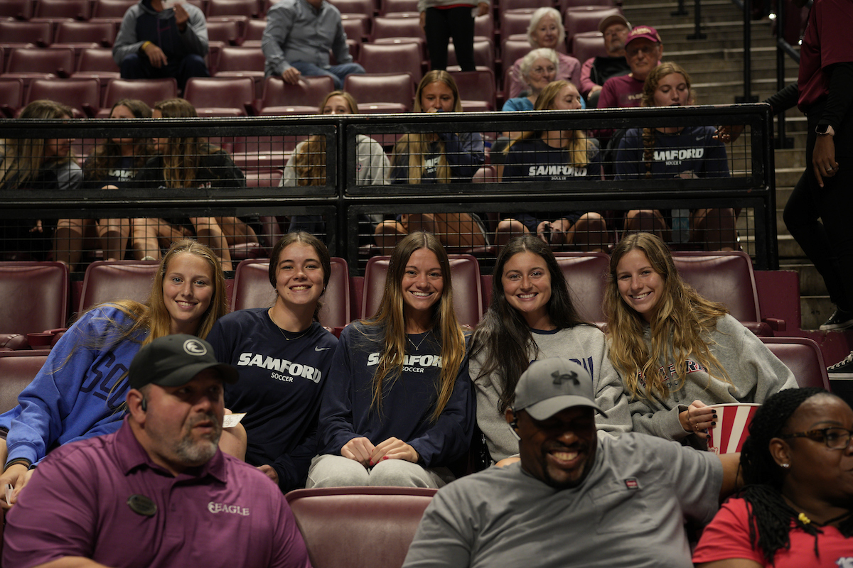 SamfordSoccer's tweet photo. ⚽️ Bulldogs supporting 🏀 Bulldogs in Tallahassee‼️

#DogDynasty | #AllForSAMford https://t.co/mgmGw3pxSI