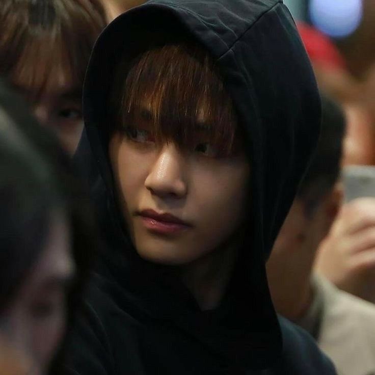 RT &amp; REPLY 

Less than 15 hours until voting ends!!

I vote for #V at #2024MAMAVOTE