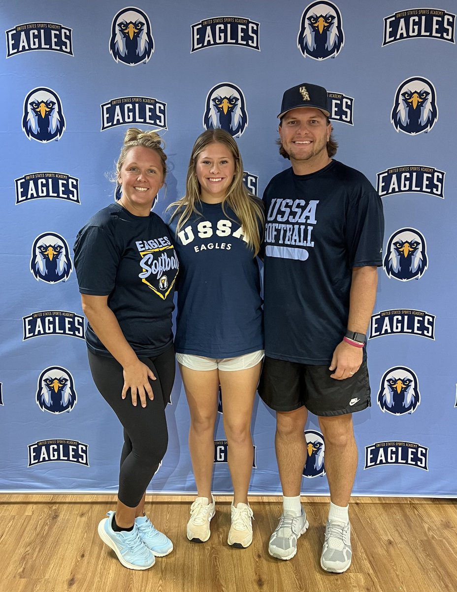 Today was a GREAT day with the commitment from Haley Anderson 🤩🤩 we can’t wait to watch you soar!! @USSA_SB family got bigger today 🫶🏽🥎