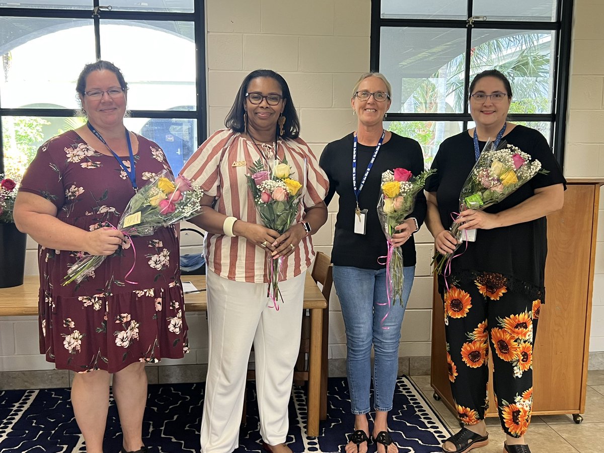 OMS_Connected's tweet image. We are grateful for your contributions to planning, executing, and monitoring students during our recent dance event last Friday; your dedication and hard work did not go unappreciated.
#clawingourwaytoana #wildcatfam @IRCSchools @CristenM_PIO