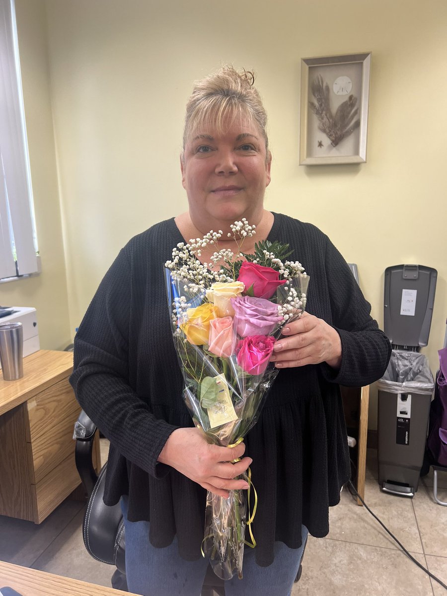 OMS_Connected's tweet image. We are grateful for your contributions to planning, executing, and monitoring students during our recent dance event last Friday; your dedication and hard work did not go unappreciated.
#clawingourwaytoana #wildcatfam @IRCSchools @CristenM_PIO