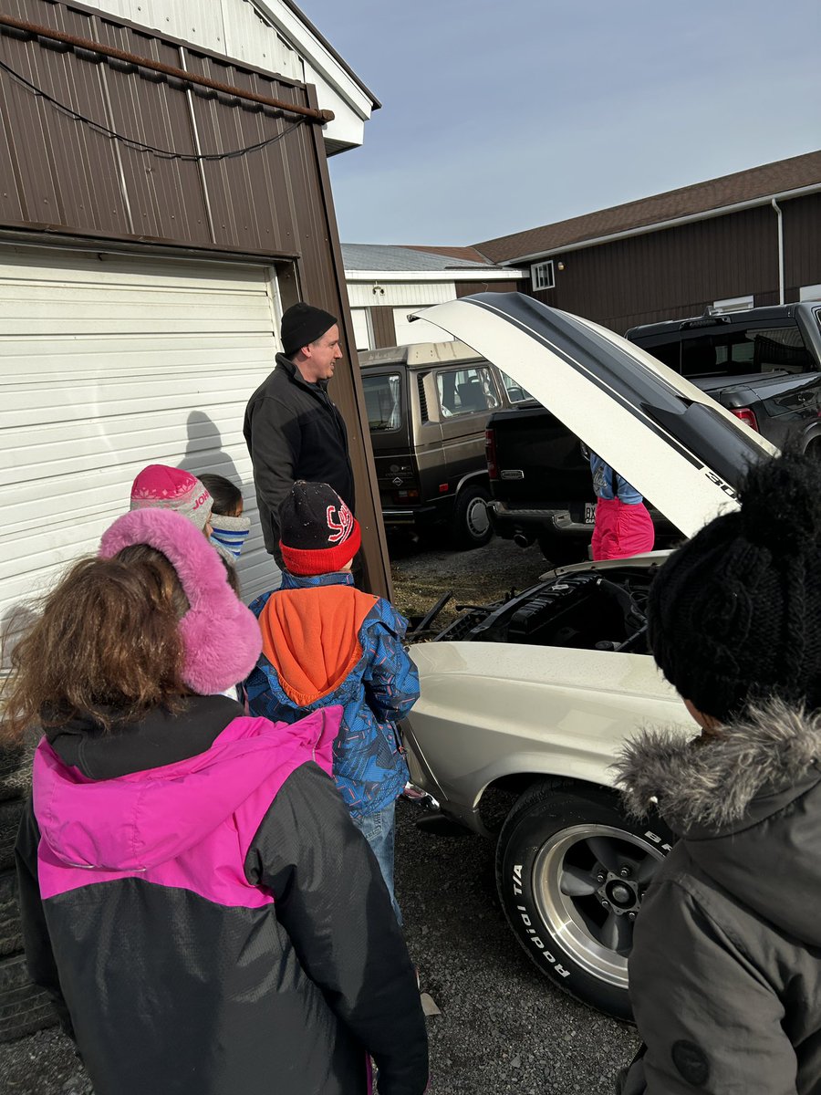 GRADE 4/5 tweet media