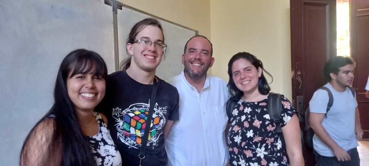 Participé junto a Nathaly Muñoz, Odette Pantoja y Carlos Rodriguez en el Taller Anual de resultados del proyecto "Wavelets, frames, técnicas espectrales, ecuaciones en derivadas parciales y aprendizaje automático científico en el análisis de imágenes"