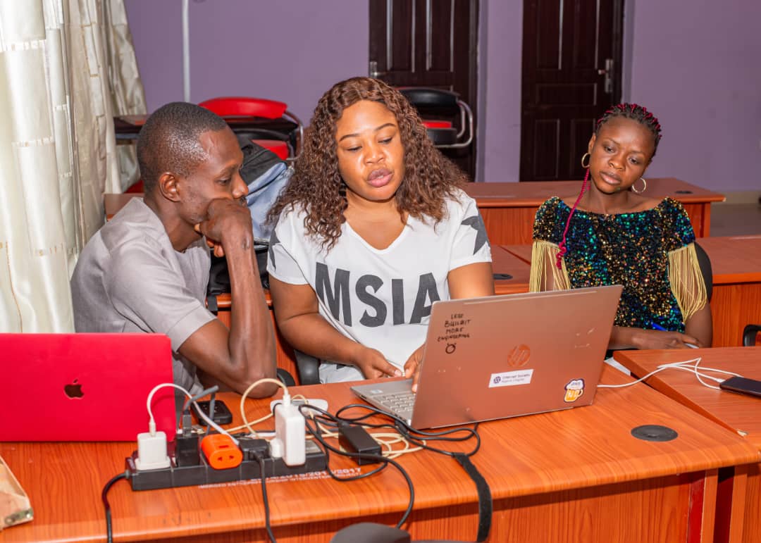 CentreUnijos's tweet photo. Learning week 10 @3MTTNigeria @3mttNews @3MTTSupport https://t.co/BeeZZOip2B