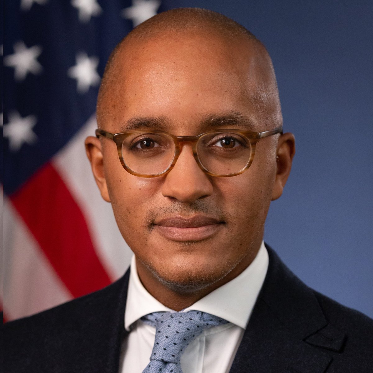 This is Damian Williams, the U.S. Attorney for the Southern District of New York. He has jurisdiction over NYC, where Elon Musk met secretly with Iran’s Ambassador and potentially violated the Logan Act.

RETWEET if you think Williams should investigate Musk’s Iranian meeting!