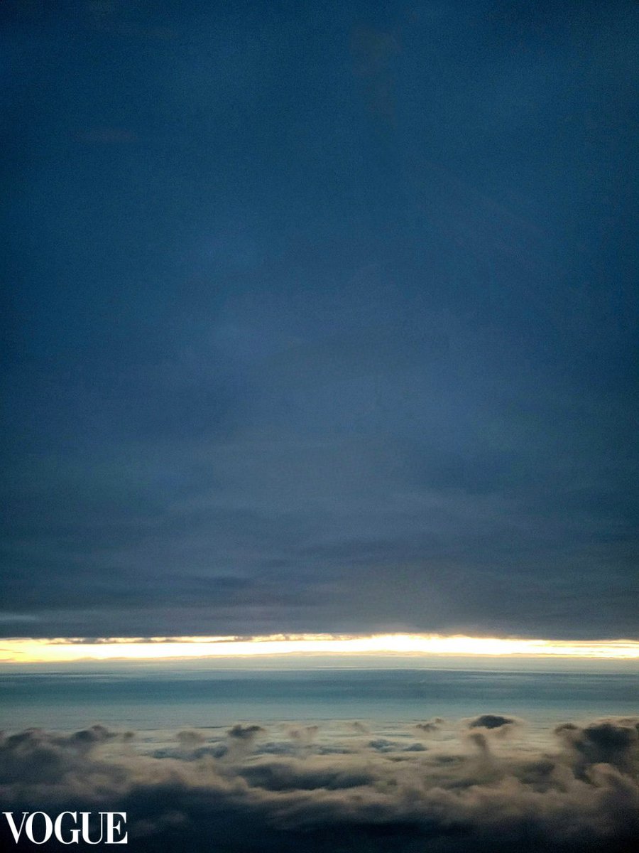 LegacyQueenJan's tweet photo. "Between the Clouds" ©️ Janice MacGregor 
Curated by PhotoVogue 11 November 2024 https://t.co/zgbyQzNuK6