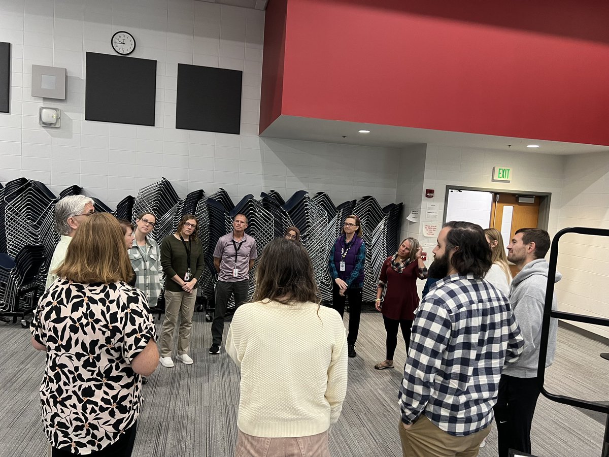 This morning <a href="/Sturgeonteach/">Mr. Sturgeon</a> &amp; I were honored to lead <a href="/FJHChargers/">Fishers Junior High</a> PD thanks to <a href="/FishersIN/">FishersIN</a> <a href="/ScottFadness/">Scott Fadness</a> &amp; the Teacher Innovation Grant  from summer of ‘24 and the <a href="/librarycongress/">Library of Congress</a> Teaching With Primary Sources conference. I hope our staff gained some  valuable ideas &amp; techniques.