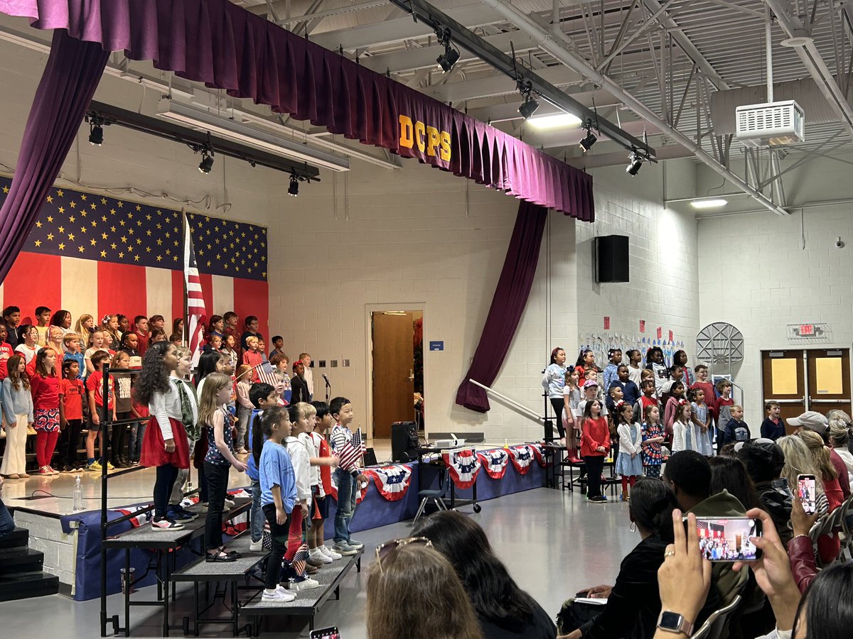 TweetDCS_DCPS's tweet image. Spotlight honored our veterans today with their amazing Veteran’s Day program! Thank you to all of our veterans for your service. ❤️🇺🇸💙