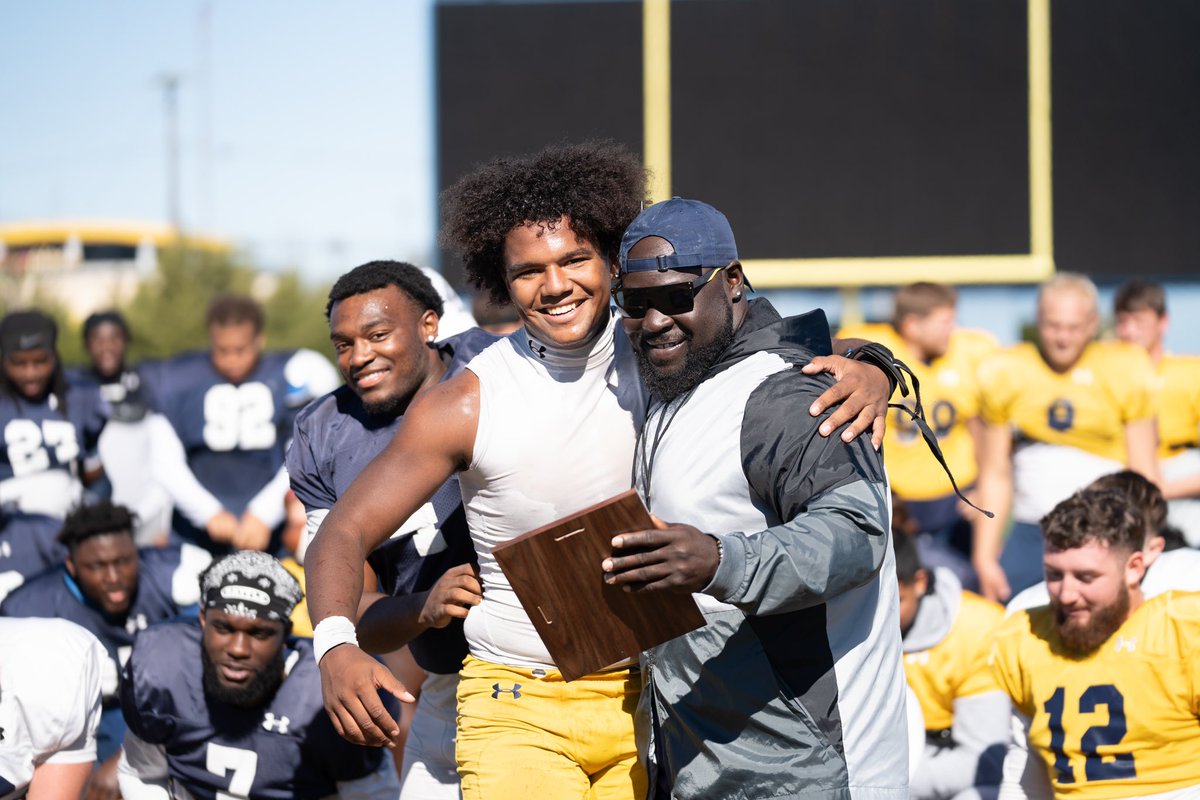 East Texas A&M Football (@lions_fb) on Twitter photo ETAMU future is bright offensive and
defensive Show team season MVP!
<a href="/DLineDude5/">Tony McClain</a>
#HailET ETAMU future is bright offensive and
defensive Show team season MVP!
<a href="/DLineDude5/">Tony McClain</a>
#HailET