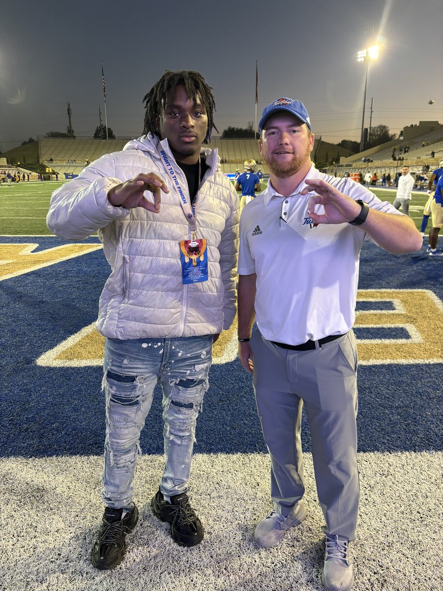 Having a great game day visit at the university of Tulsa 🌀💙❤️