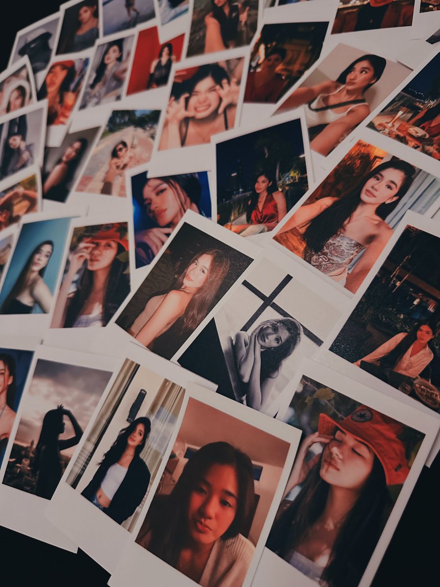 redxblackkk's tweet photo. D1 &amp; D2 freebies - Polaroid like photos (Aiah)

⁃mbf, rt &amp; like
⁃1:1 ratio
⁃loc and time: TBA

Only got limited quantity, so just swing by and say hi to grab one! Kitakits! 

#BINI  #GrandBINIverse https://t.co/DiEXvIgVwA