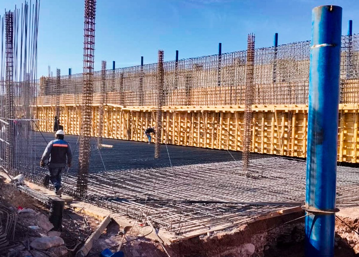 OzoneEE_Mx's tweet photo. Esta mañana integrantes de nuestro equipo y autoridades de Conagua realizaron un recorrido de supervisión por la Planta Potabilizadora #Durango y sus obras complementarias. Esta obra potabilizará mil 100 litros de agua por segundo en beneficio de 600 mil personas.
#OrgulloOzone https://t.co/Y0XAkcKOr2