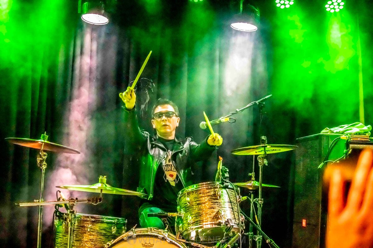 What's My Scene tweet media